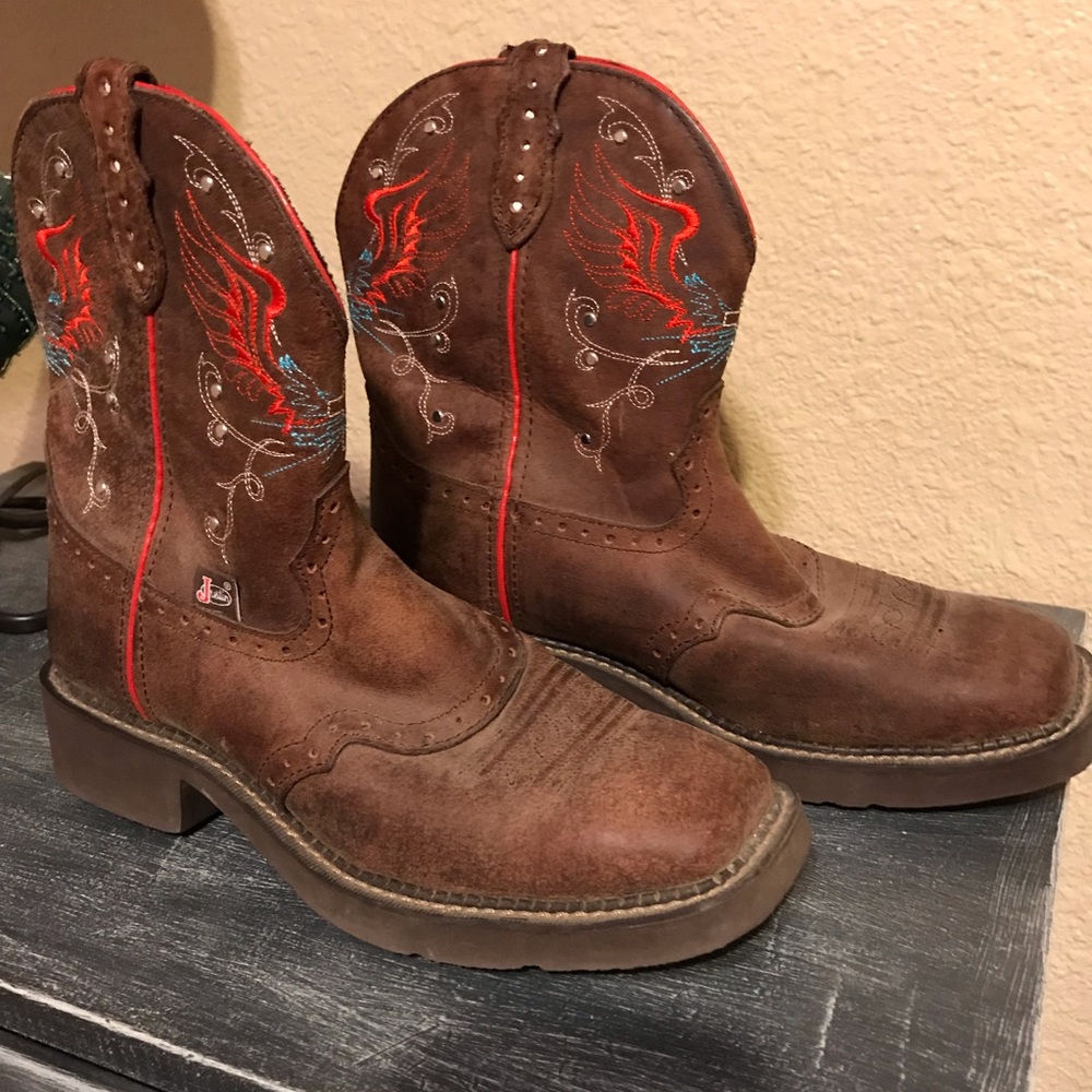 Justin Gypsy vintage 8”